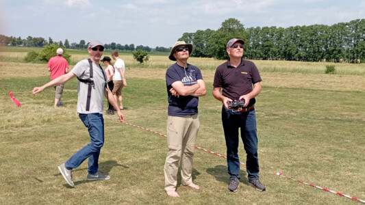 Dieter mit Ralf an der Uhr und Rene am Seil