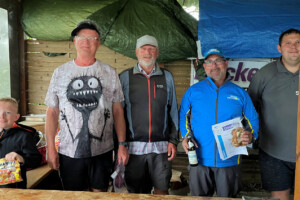 Die Glücklichen - Louis (bester Junior), Loet (2.), Dietmar (Sieger), Stefan (3.) und Michael als Veranstalter (v.l.n.r.)